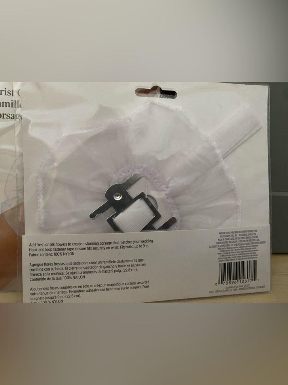 💍 White DIY Wrist Corsage w Tulle Accent - set of 3 - Picture 2 of 2